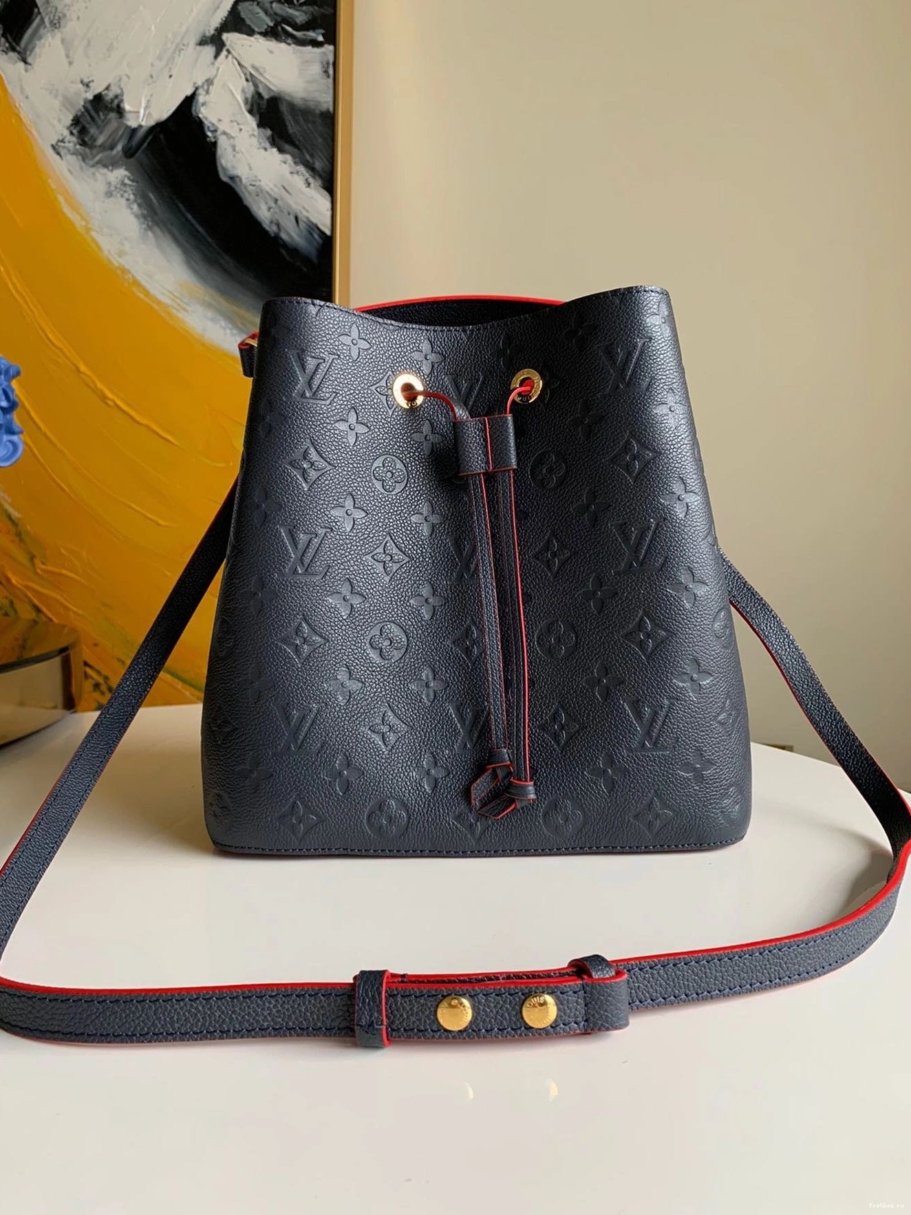 Frstbag ru LOUIS VUITTON MM NEONOE 0817